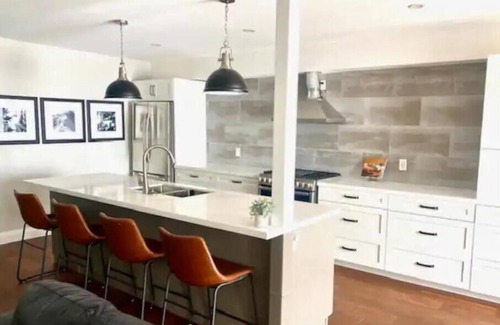 The Blue Mountains Condo | Ridge Retreat - Ground floor 2 bdrm - close to golf, hiking & Village at Blue