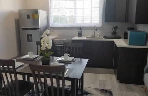 Saint Andrew Apartment | Ridgeview Suite 4