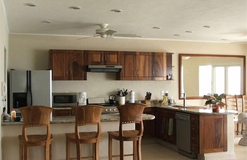 Emiliano Zapata Condo | Right on the beach in Punta De Mita
