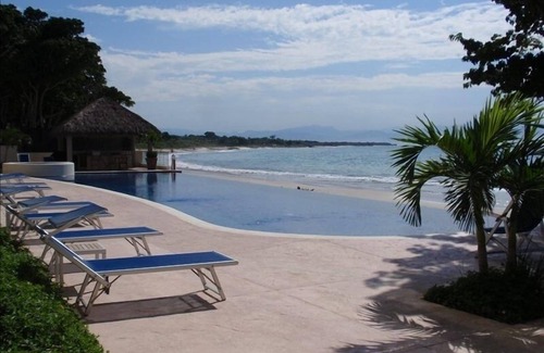 Emiliano Zapata Condo | Right on the beach in Punta De Mita