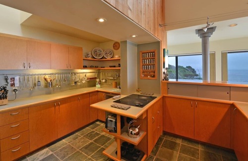 Stewarts Point House | RIGHT ON THE OCEAN BLUFF with Romance and Luxury: When ONLY THE BEST Will Do.