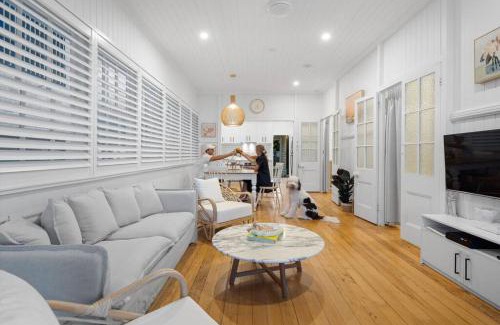Currumbin House | Rigi on Currumbin Beach