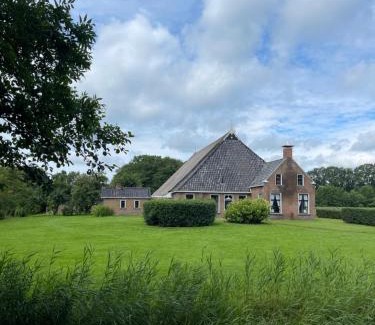 Sumar Apartment | Rijksmonument De Heidepleats it skiep