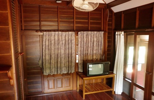 Pak Chom Hotel | Rim Nam Kong Homestay & Campsite