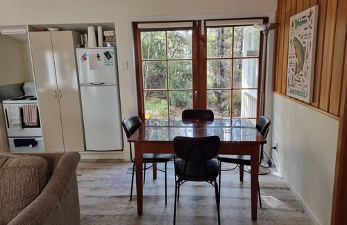 St. Arnaud Cottage | Rimu Lodge, a Cosy Cottage in St Arnaud, Lake Rotoiti, Nelson Lakes NP