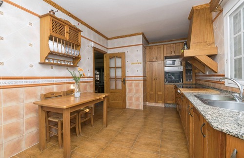 Los Franceses-la Vega House | RINCON DE LA HUERTA - Fantastic house with elevated pool and free WIFI