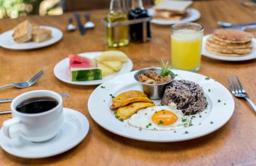 Mogote de Bagaces Hotel | Rinconcito Lodge