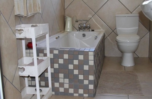 Kouga Hotel | Ripple Hill Hotel