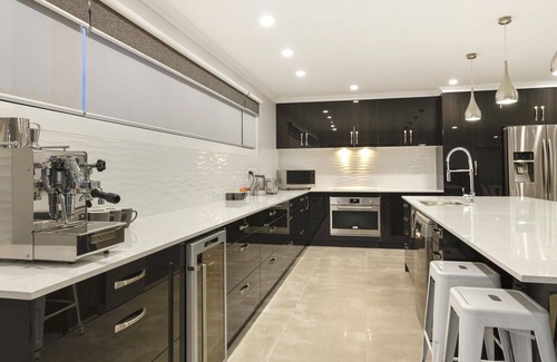 Granton House | Rise House Hobart - Outstanding! Luxury family home