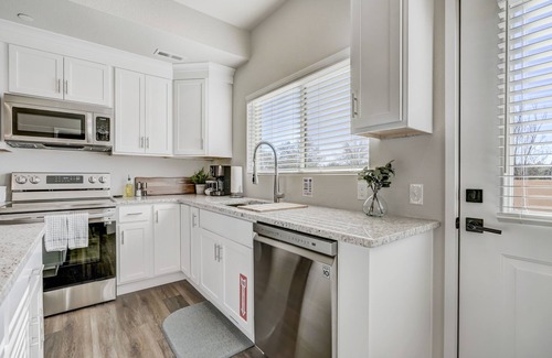 East Colorado Springs House | Rising Star