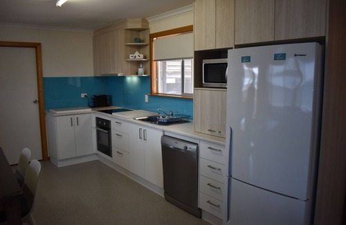 Lake Wangary House | Rising Tide Beach House - Mount Dutton Bay