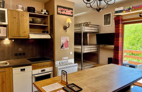 Risoul Apartment | Risoul - Apart 200 - Pool/Sauna - WIFI - Fully equipped - Foot of slopes
