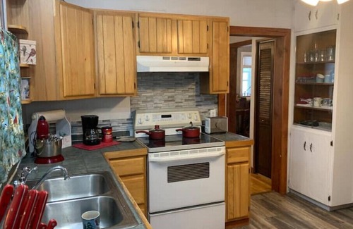 Portage House | Ritchie’s Riverfront Portage Placen