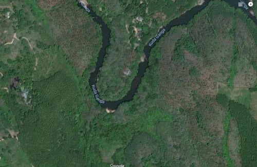 Bulathsinhala Cabin | River Bend Hideout
