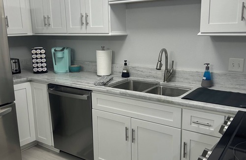Kingsmill Condo | River Breeze @ Kingsmill - updated 1 bed 1 bath condo - minutes to Busch Gardens