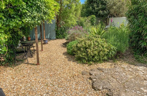 Burton Bradstock Cottage | RIVER COTTAGE, pet friendly in Burton Bradstock