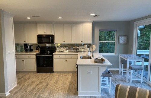 Camden Cottage | River Cottage on Crooked River