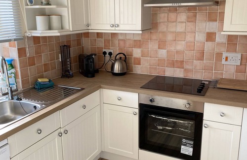 St Neots Condo | River Courtyard Apartment In The Heart Of