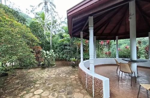Dehiowita Villa | River Edge Bungalow Higuralakanda