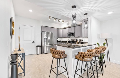 Merritt Island Condo | RIVER FLY IN: The Cocoa, Launchpad Lookout View