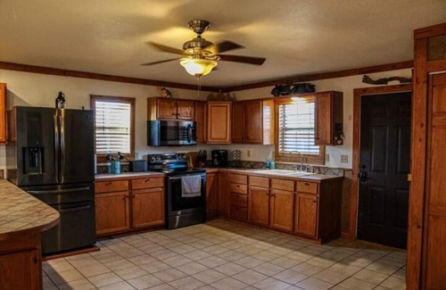 Brownwood House | River Front Get Away