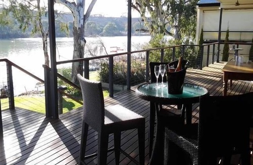 Caurnamont House | River Gem - Caurnamont