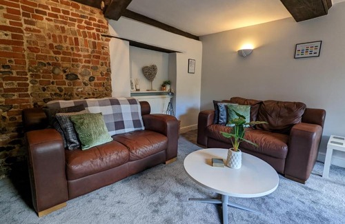 Thorpe St Andrew House | River Green Cottage