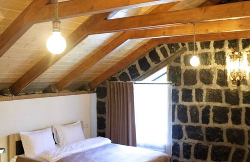 Aghavnadzor House | River-Home