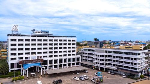 Nakhon Pathom Hotel | River Hotel The Budget