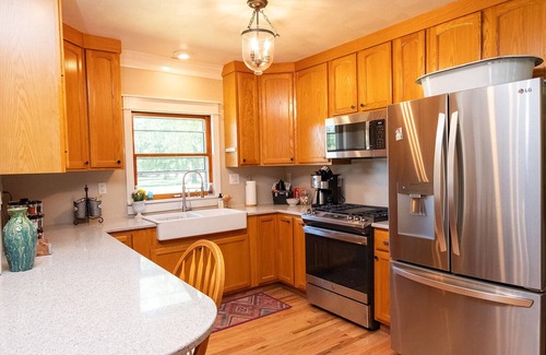 Rockton House | River House in historic Rockton, IL