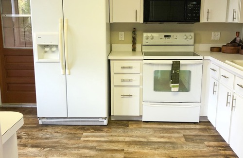 Crystal River House | River House - Overlooking the Scenic Withlacoochee River - Sleeps 4.