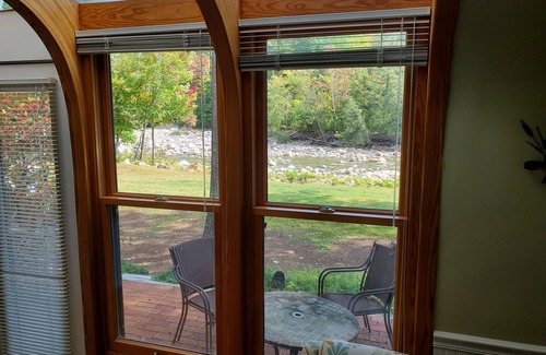 Lincoln House | River in your Backyard