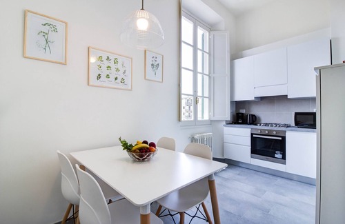 Santo Spirito Apartment | River Magic View apartment with parking