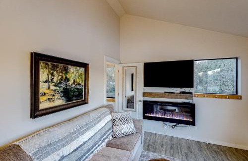 Nehalem House | River Otter