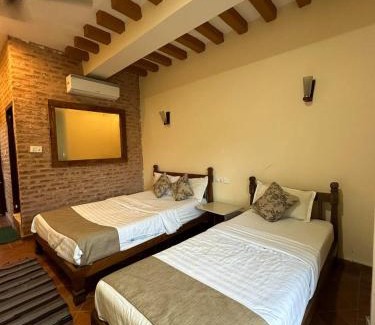 Sauraha Resort | River Park International Resort