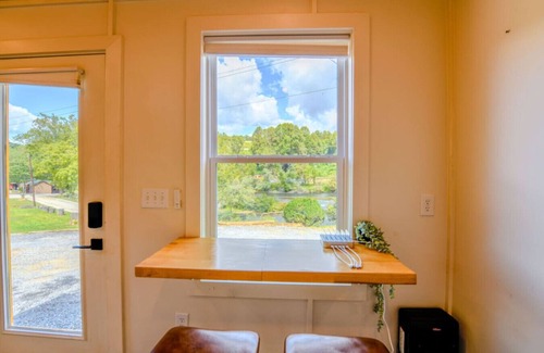 Sylva House | River Rest, Hiking, Fishing, Rafting, and 20 to Smoky Mountains!