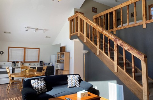 Norfork Hotel | River Ridge Inn