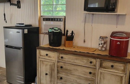 Proctor Cabin | River Rock Cabin 11 - Wilderness RV & Adventure Park