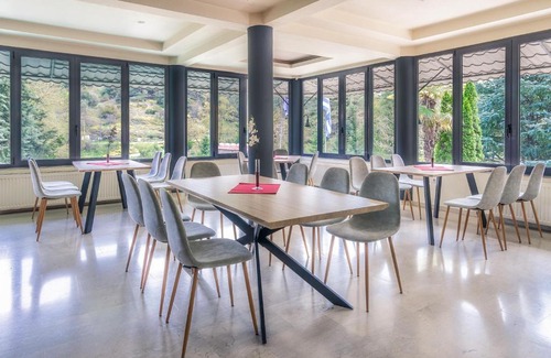 Elassona House | River Side Rooms