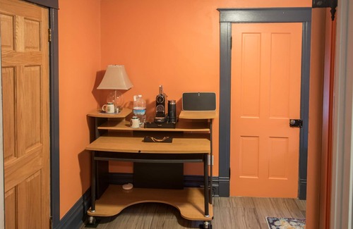 Franklin House | River Valley Retreat, paddlers & peddlers paradise on the Allegheny river