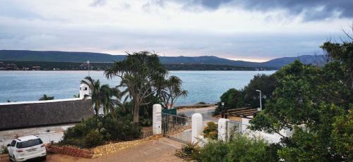 Port Beaufort Apartment | River View Cottage - at the Breede - Load-shedding Free