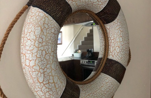 Madison House | River Views from Every Room! Clean, Newly Remodeled, Full Kitchen