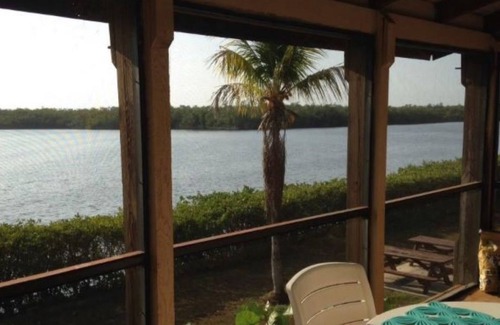 Everglades City Villa | River Wilderness Waterfront Cabins