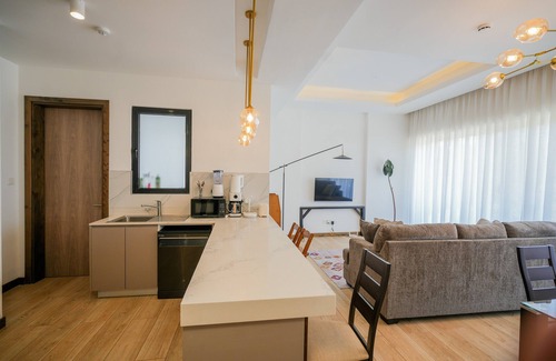 Nairobi Apartment | Riverbank 1-bedroom apartment in terrific Nairobi Pool & Gym