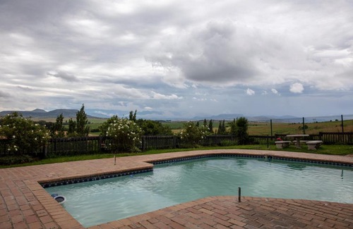 Okhahlamba House | Riverbend Berg Lodge