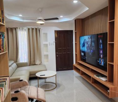 Dauis Apartment | Riverduplex - Luxury duplex at a fair price