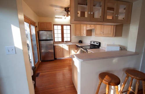 Wasaga Beach Cottage | Riverfront cottage - River Road