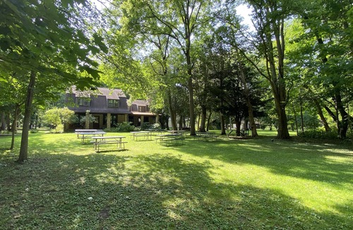 Galt Cottage | Riverfront Cottage located in historic park