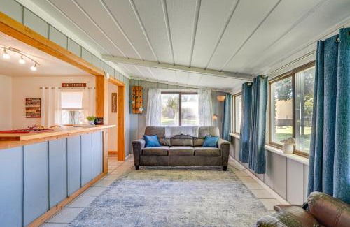 Dixon House | Riverfront Dixon, Illinois, Vacation Rental!
