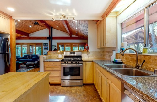 Burnt Ranch House | Riverfront getaway with a private beach, great views, & fantastic fishing